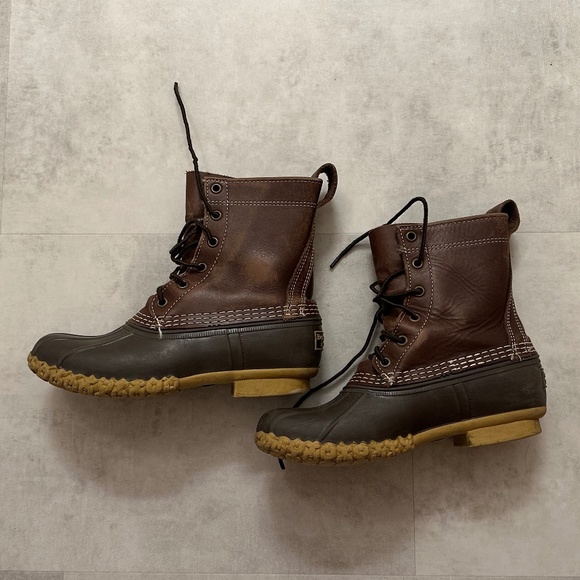 LL Bean lace up Boots Women's size 6M, dark brown leather - Picture 1 of 10